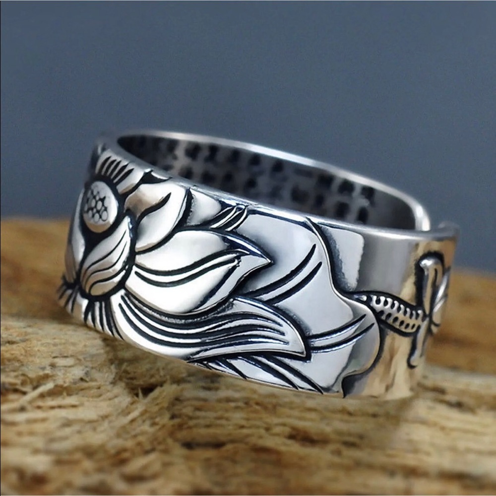Heart Sutra lotus adjustable silver ring - Picture 1 of 9